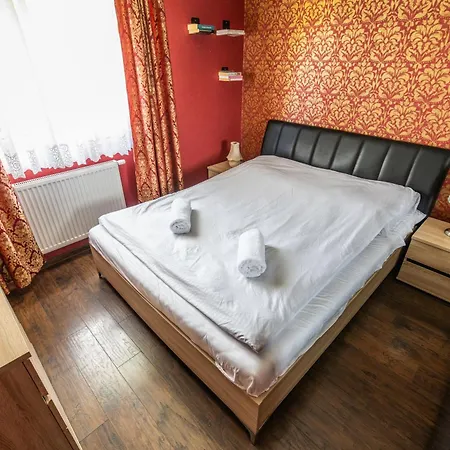 Large Luxury Apartment *